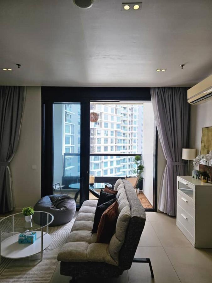 Apartment Arcoris @ Mont Kiara, *