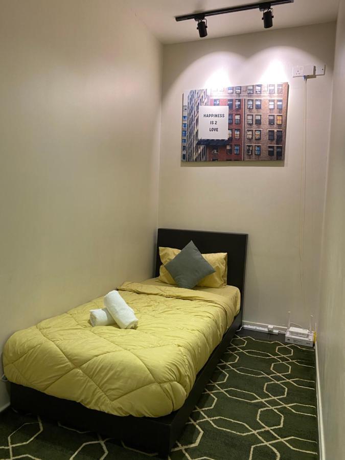 Arcoris @ Mont Kiara, Apartment Kuala Lumpur